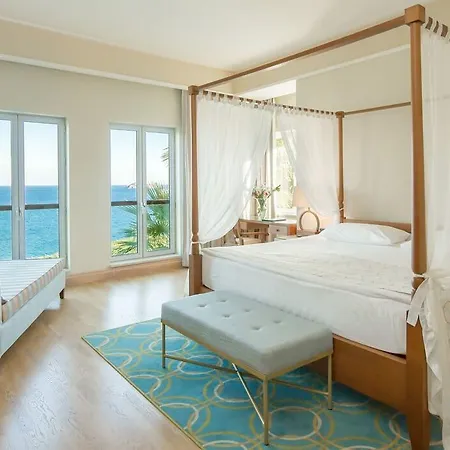 Xanadu Island Szálloda Akyarlar