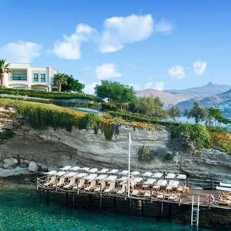 Xanadu Island Hotell 5*