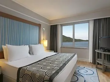 Отель Xanadu Island 5*