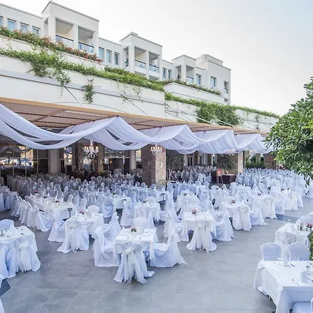 Xanadu Island Hotel Akiarlar