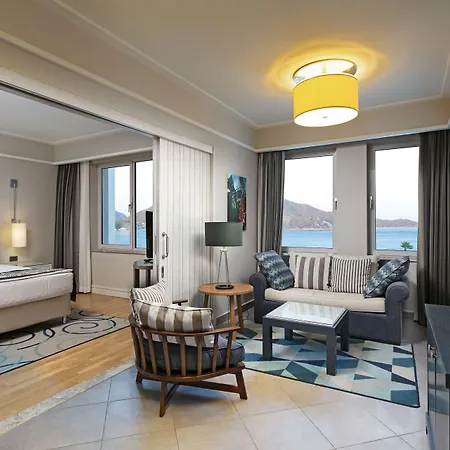 Xanadu Island Hotel